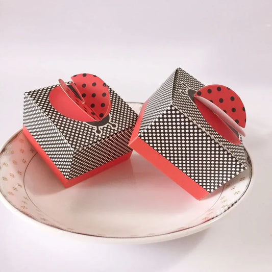 50pcs Ladybug Pattern DIY Candy Boxes
